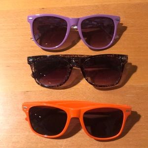 🎁 3/$15 - Three Pairs Sunglasses